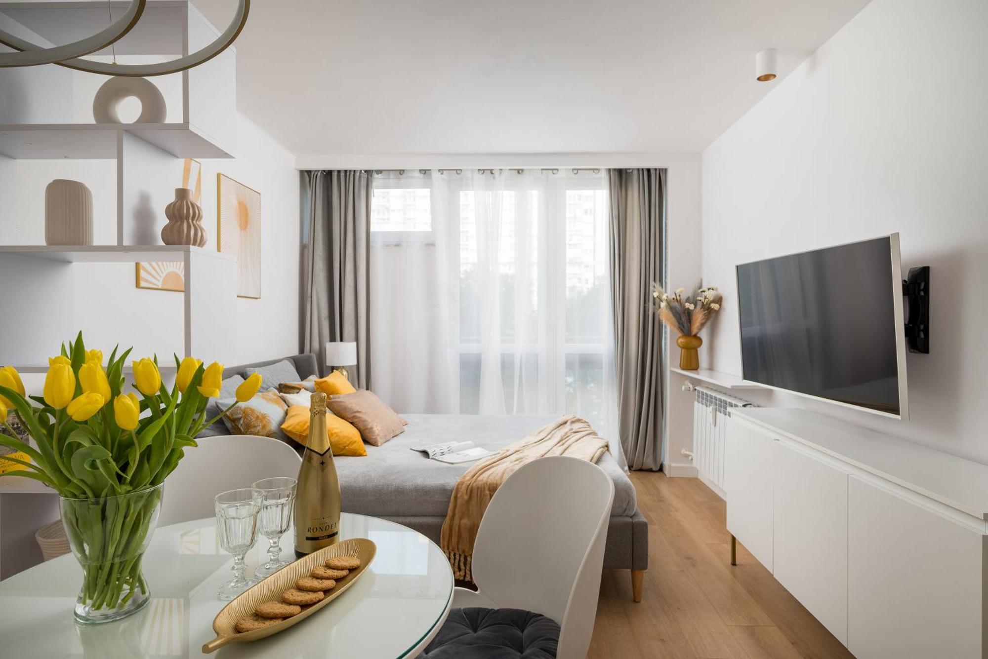 Gold Premium Central Suite 950 M To Central Station Parking Warsaw Luaran gambar